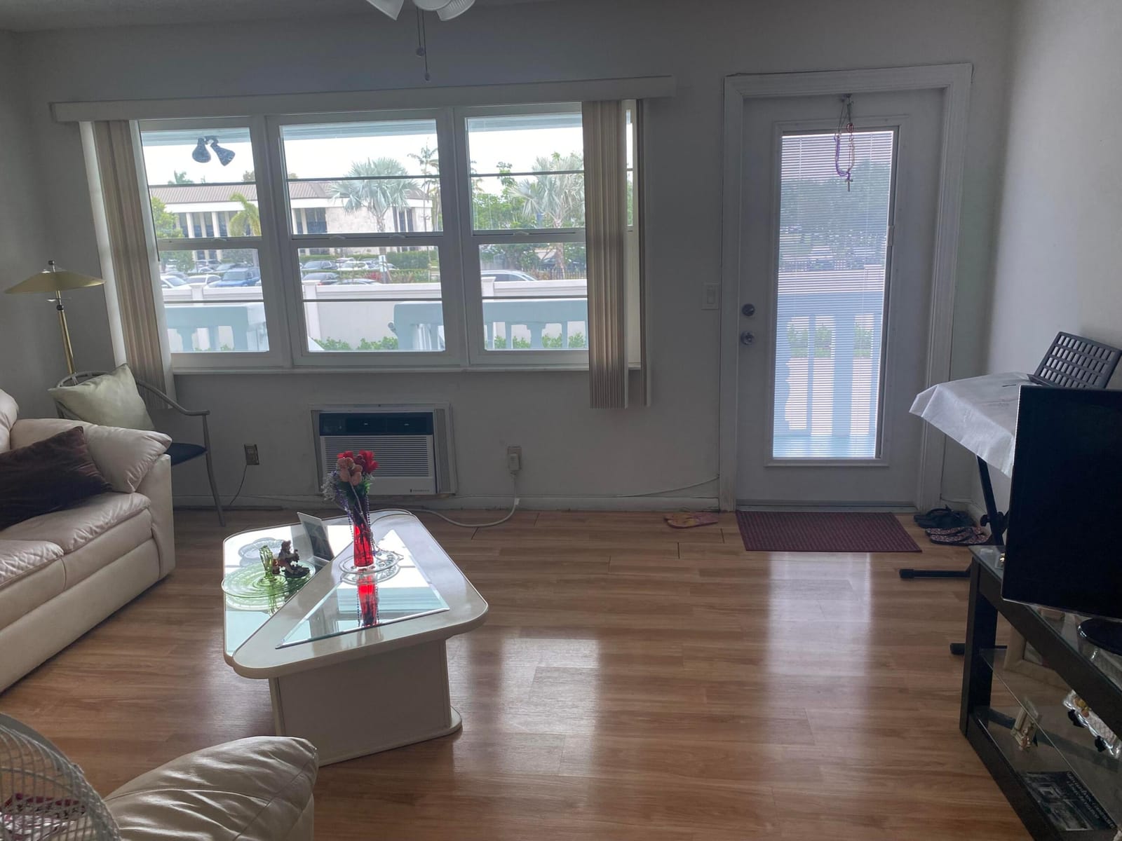 12 Westbury Circle — photo 6