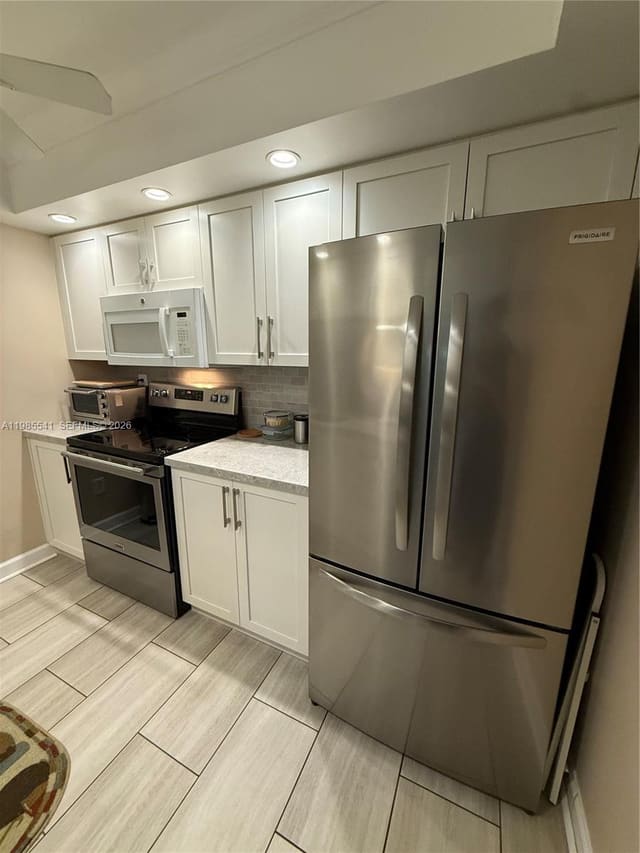 608 Waterside Drive 608, Hypoluxo, FL 33462