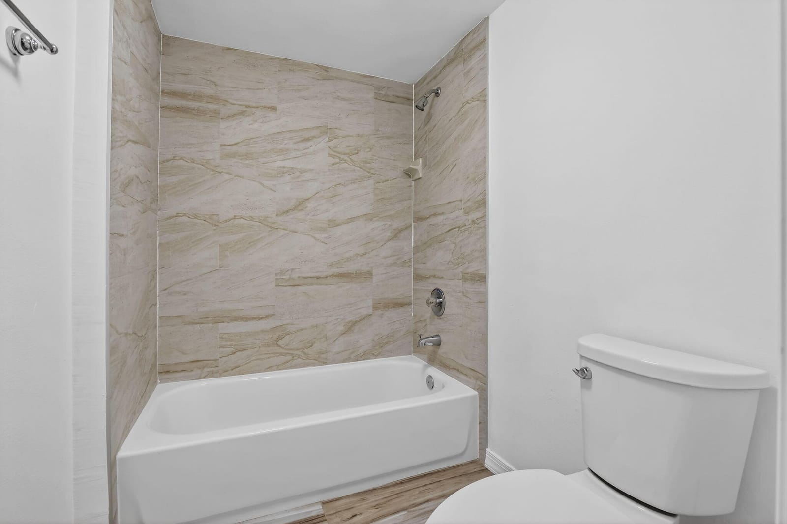 2486 Centergate Drive 204, Miramar, FL 33025 photo 14