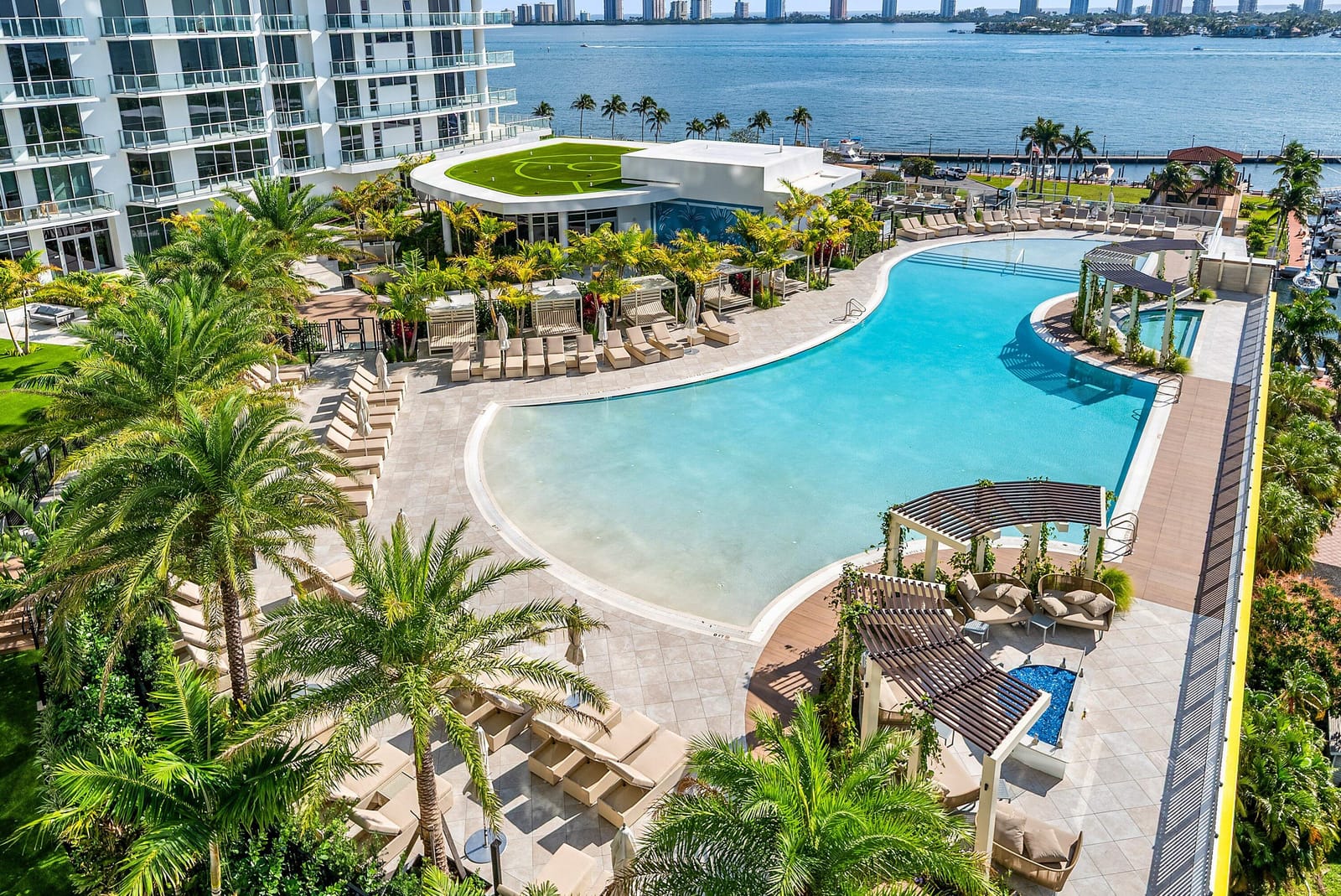 220 Lake Shore Drive 1010, Lake Park, FL 33403 photo 12