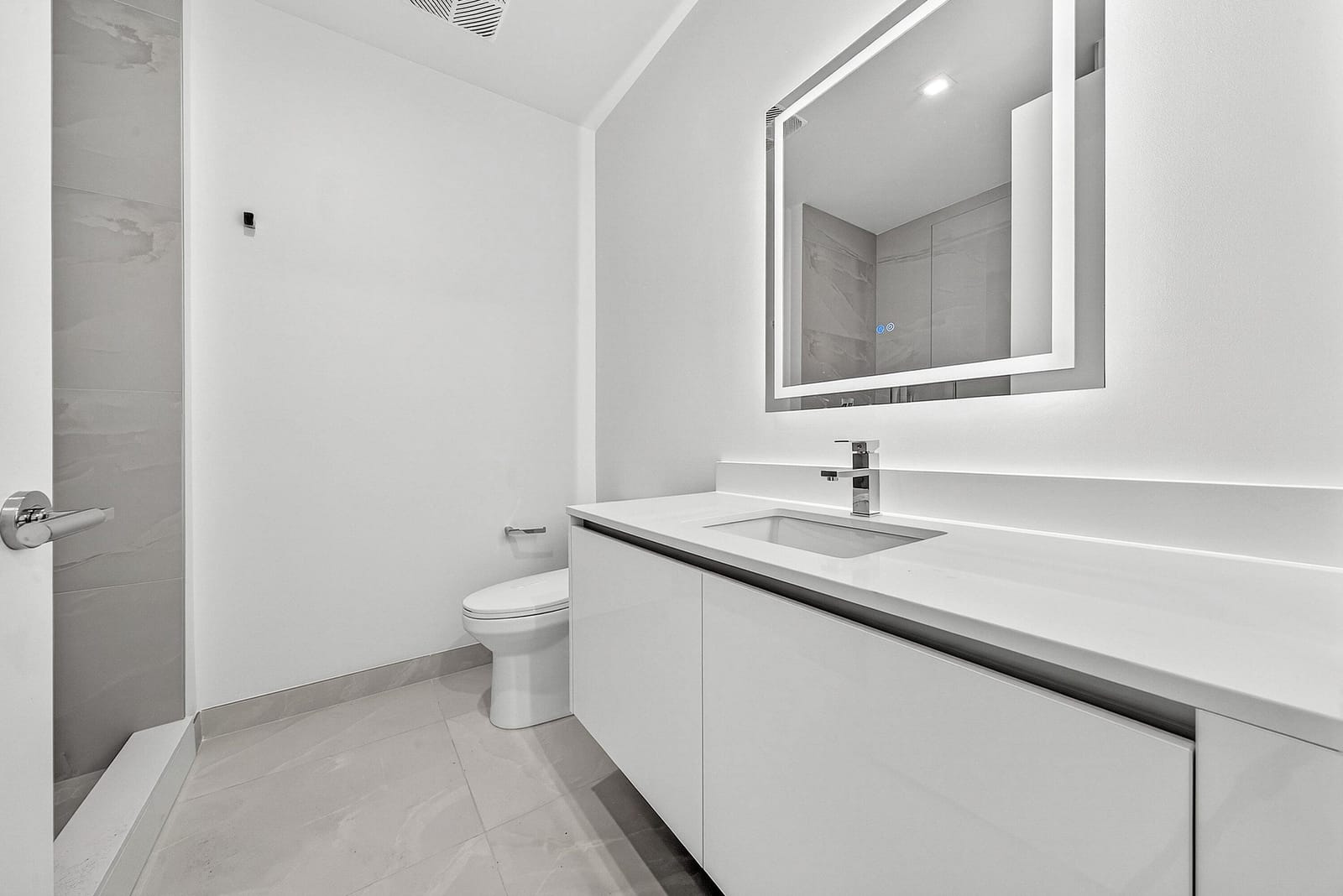 220 Lake Shore Drive 1010, Lake Park, FL 33403 photo 26