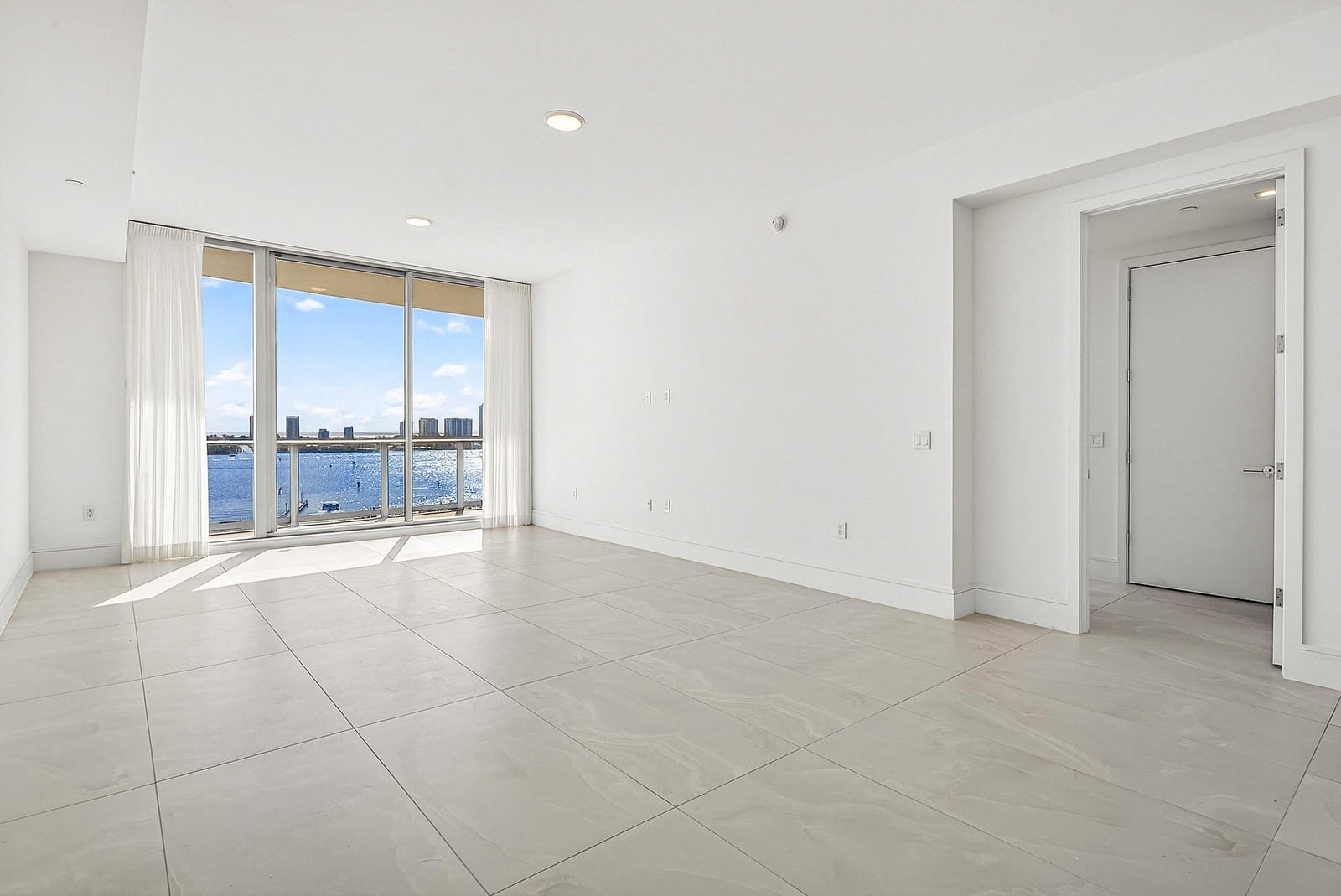 220 Lake Shore Drive 1010, Lake Park, FL 33403 photo 8