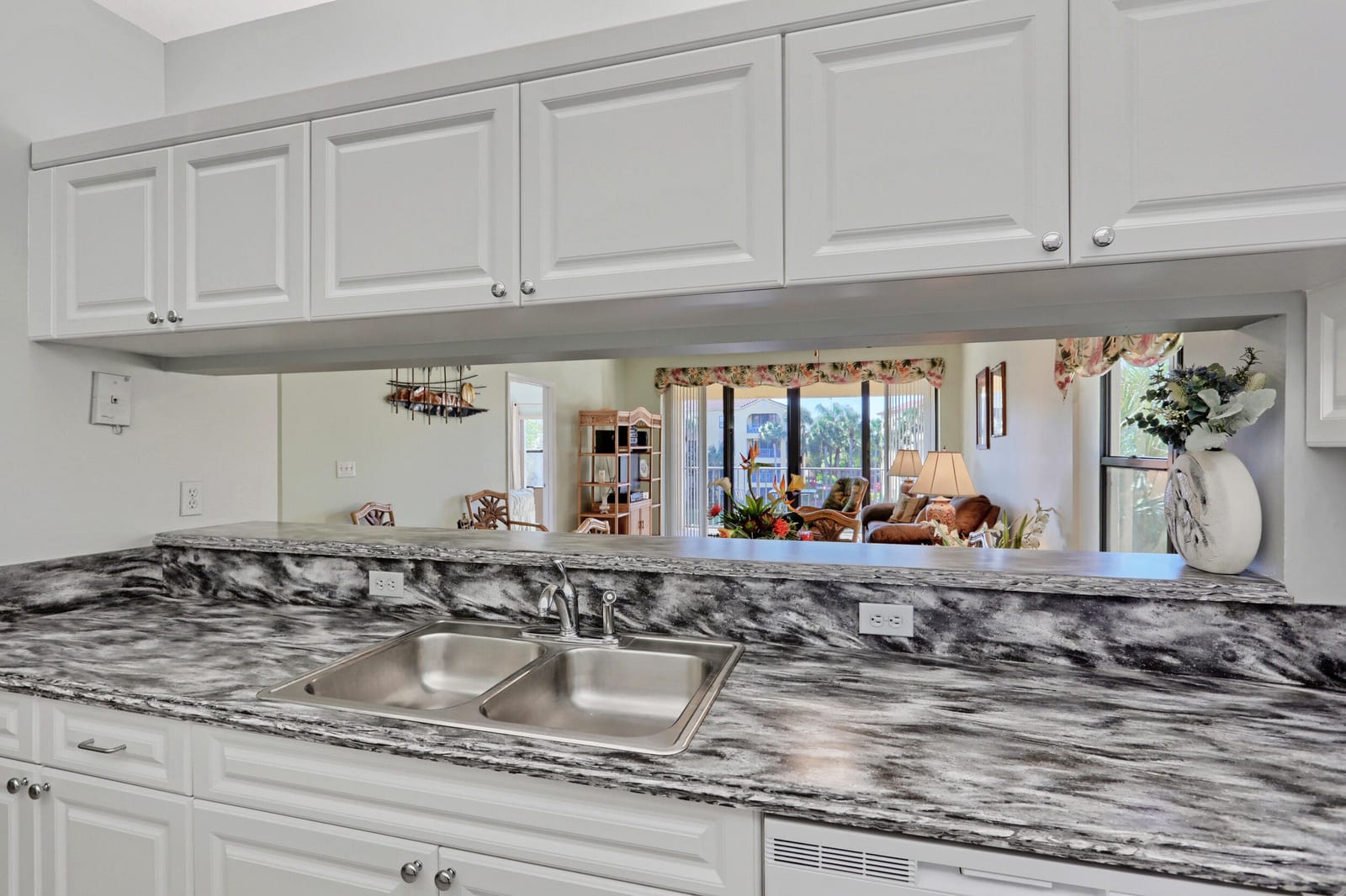 800 Uno Lago Drive 305, Juno Beach, FL 33408 photo 11