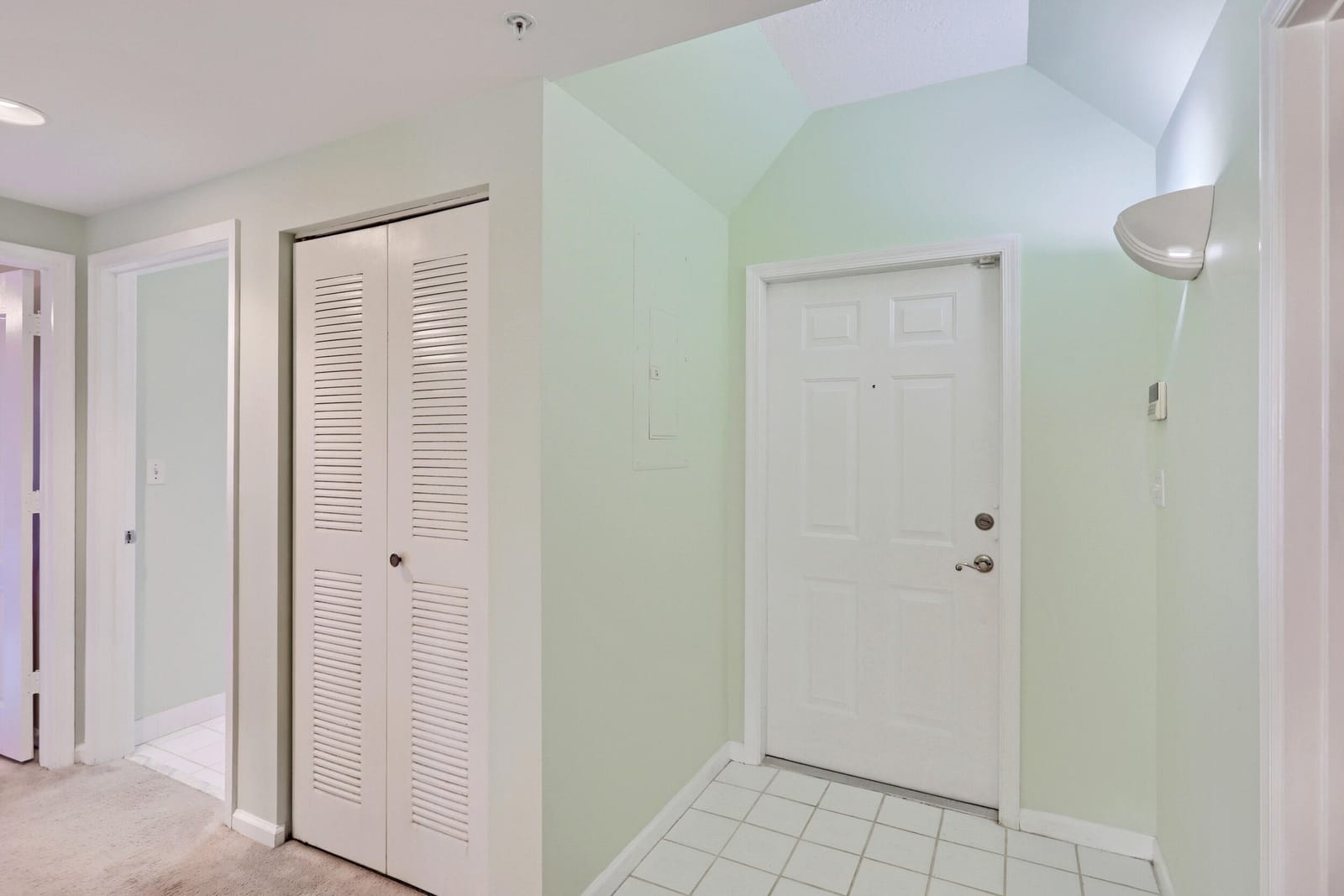 800 Uno Lago Drive 305, Juno Beach, FL 33408 photo 4