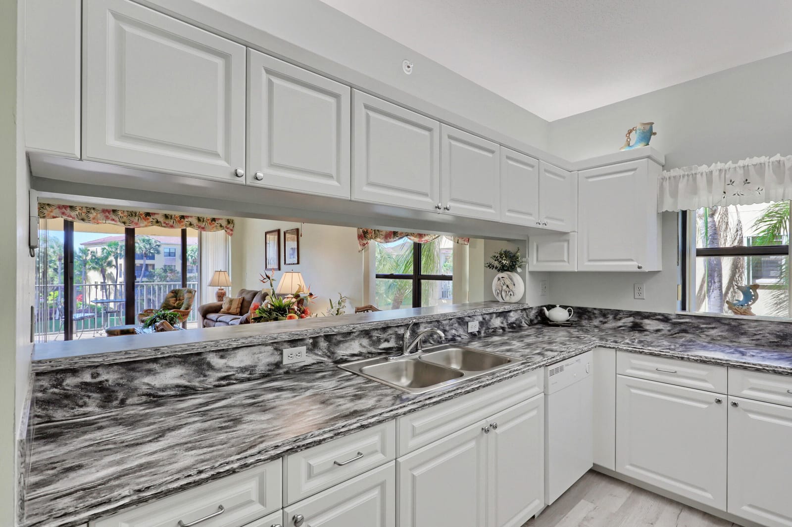 800 Uno Lago Drive 305, Juno Beach, FL 33408 photo 8