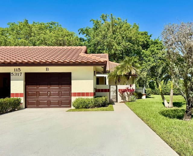 5317 Fig Palm Way B, sold in Palm Chase Condo, Boynton Beach, FL
