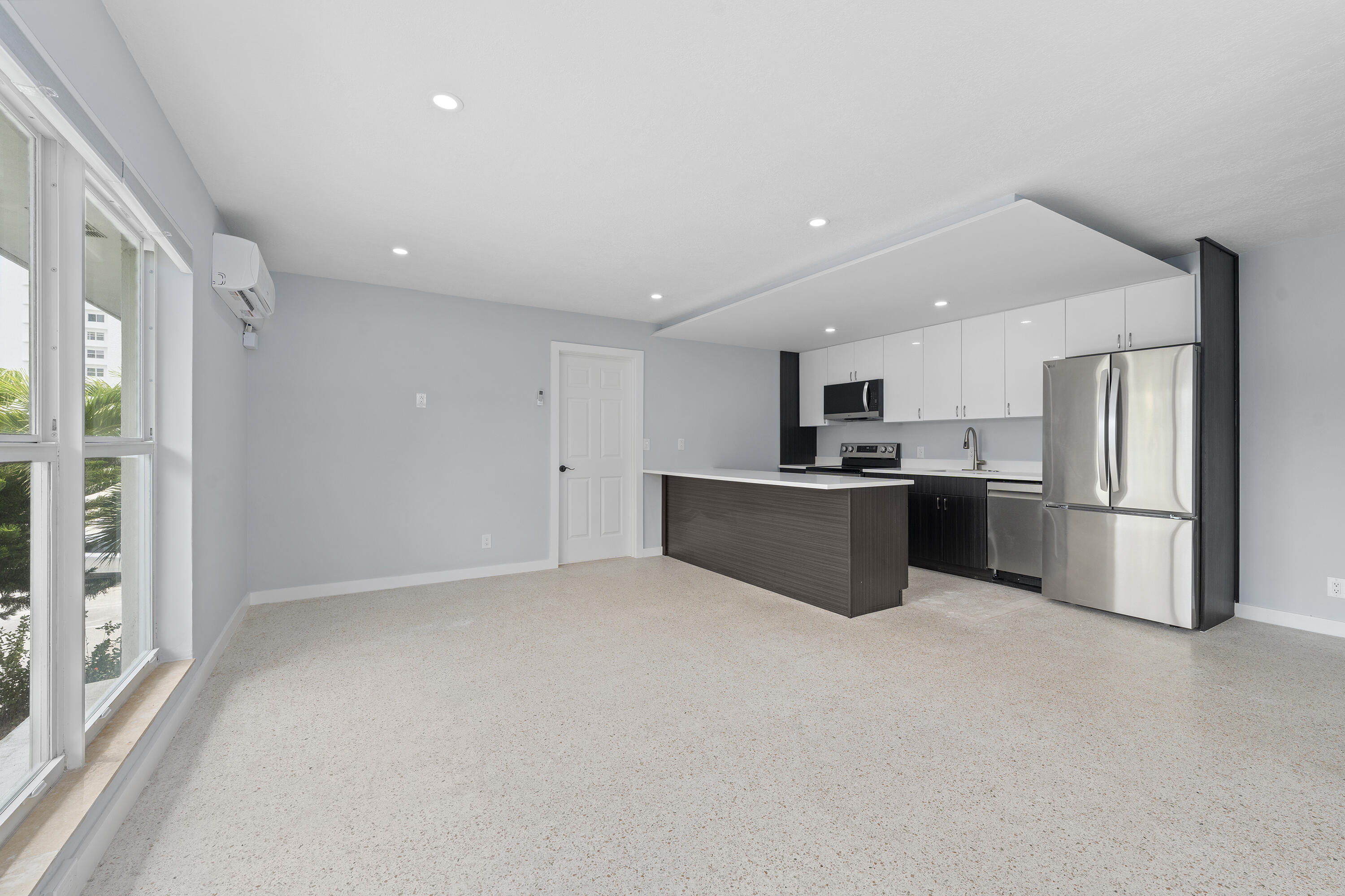 3220 NE 7th 2, Pompano Beach, FL 33062, Pompano Beach