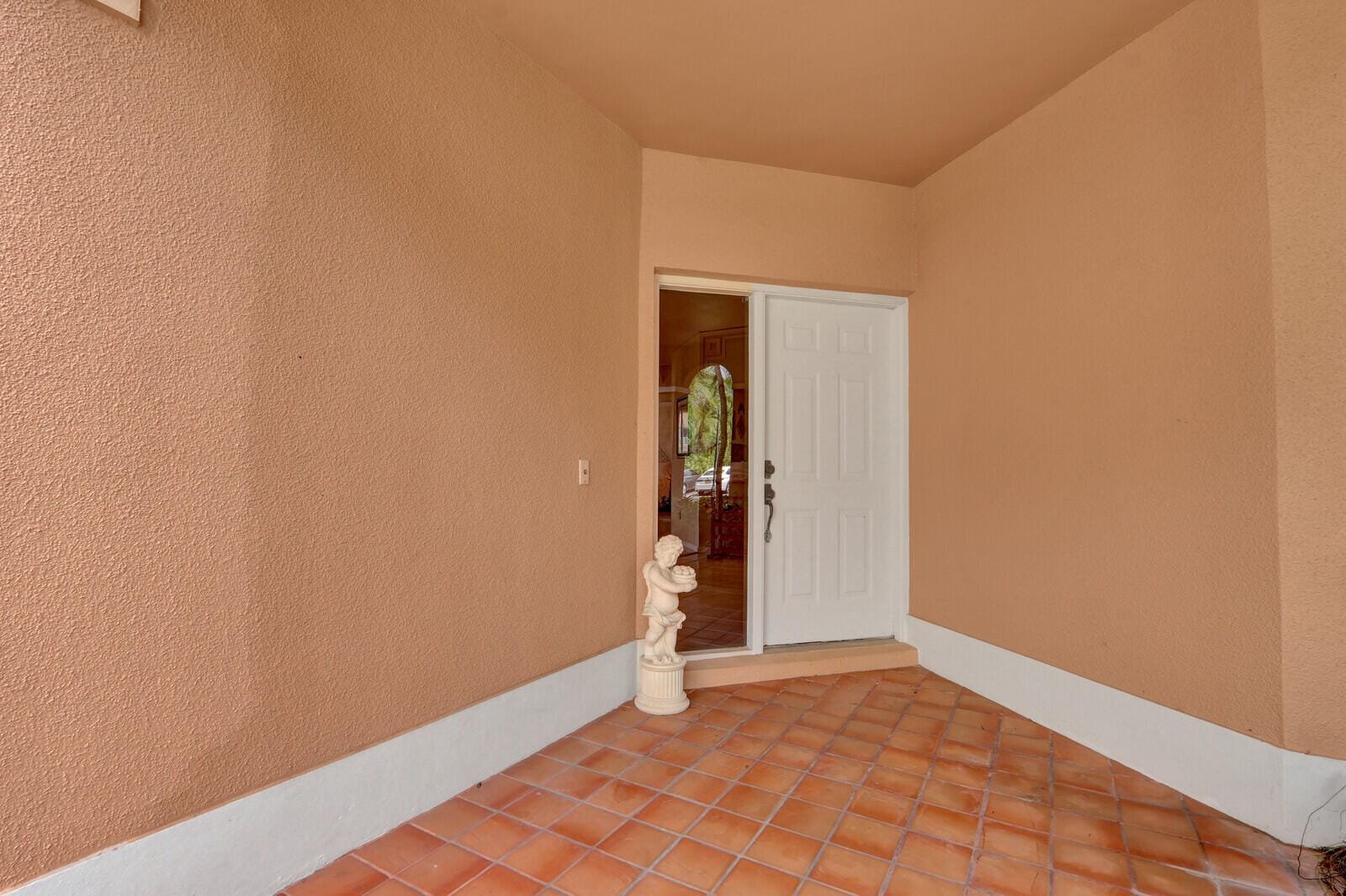 152 Legendary Circle, Palm Beach Gardens, FL 33418 photo 3