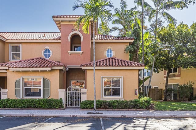 4966 Windward Way 1506, sold in Villas At Harbor Isles Co, Dania Beach, FL