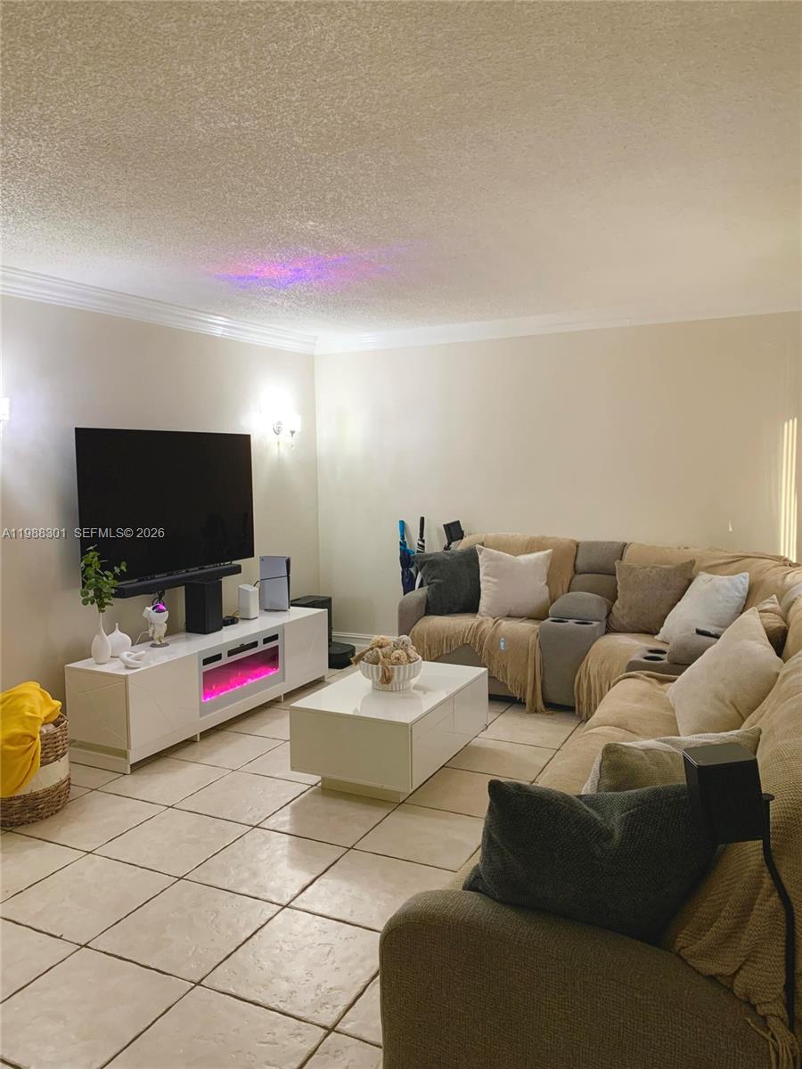 6611 SW 41st Place 48, Davie, FL 33314, Davie