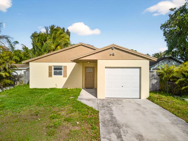328 Jennings Avenue, sold in Greenacres 2, Greenacres, FL