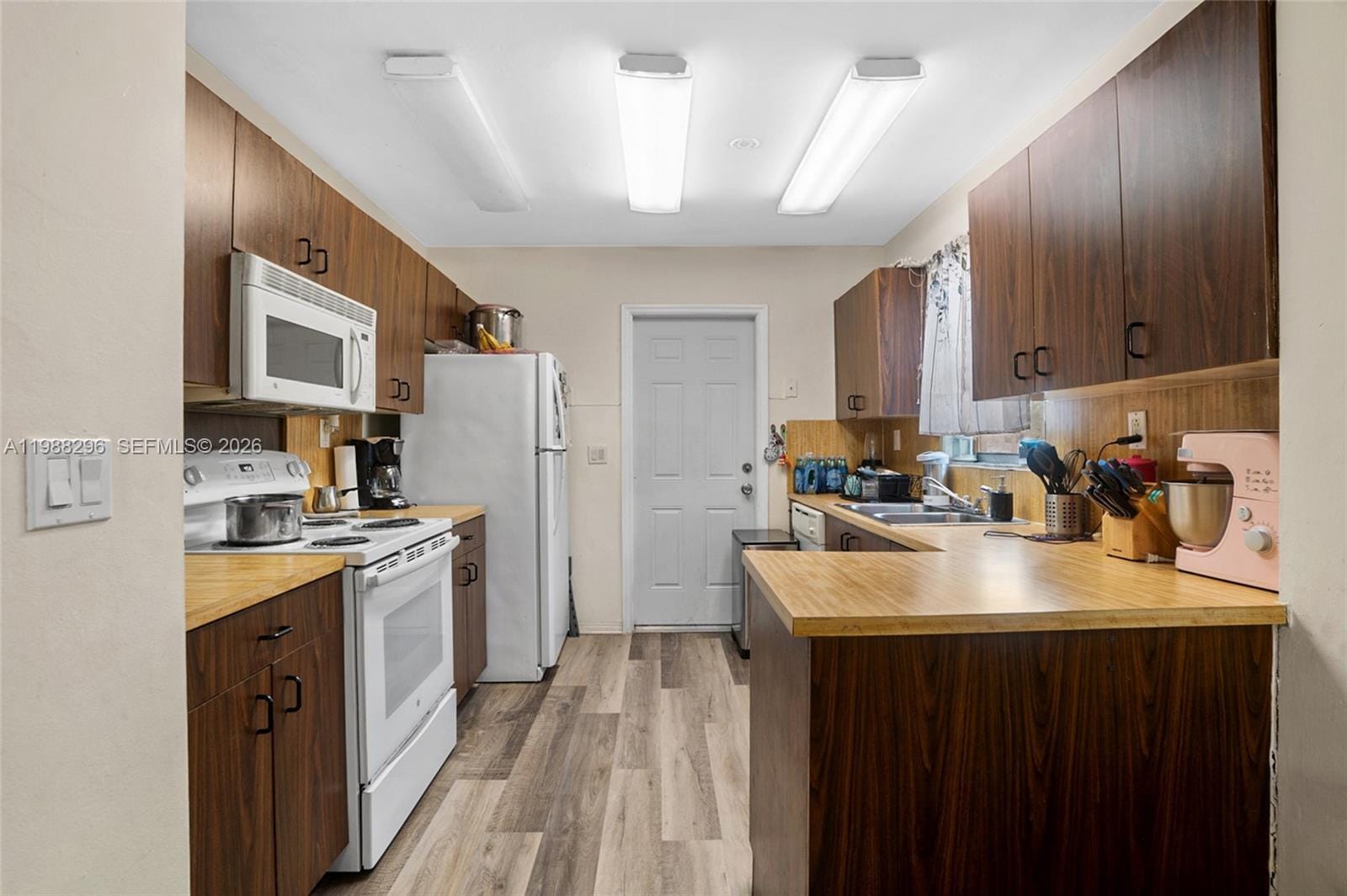5850 Lincoln Street, Hollywood, FL 33021 photo 8