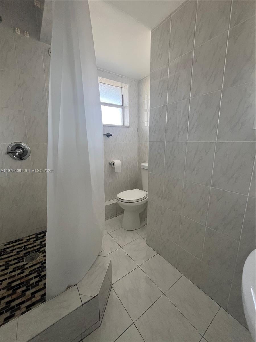 1750 NE 191st Street 522-3 — photo 11
