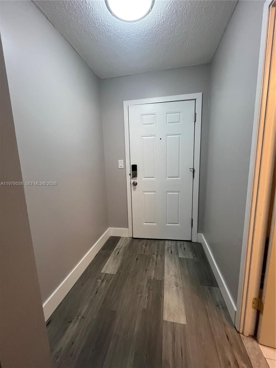 1750 NE 191st Street 522-3 — photo 7