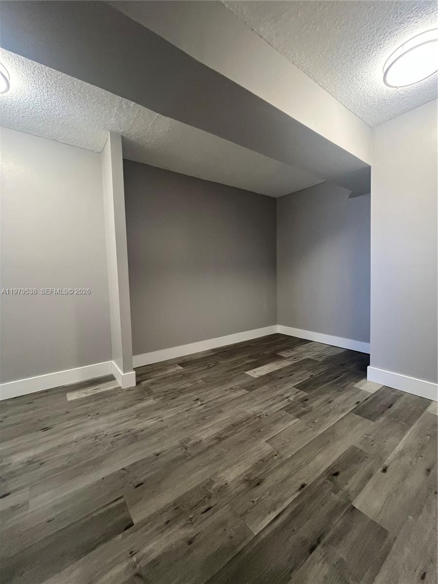 1750 NE 191st Street 522-3 — photo 8