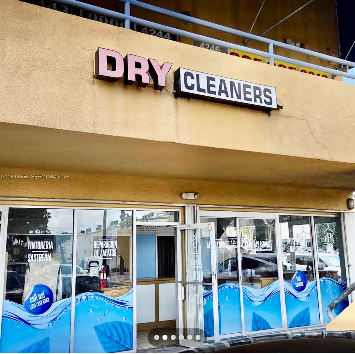 4222 W 16th Avenue, Hialeah, FL 33012, Hialeah