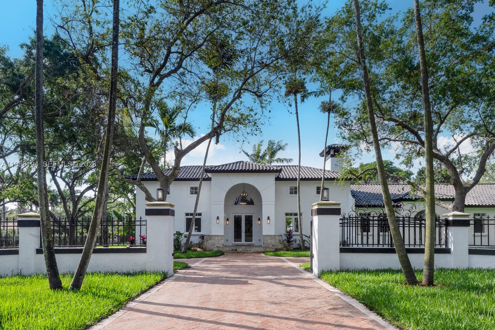 6200 SW 130th Terrace, Pinecrest, FL 33156, Pinecrest