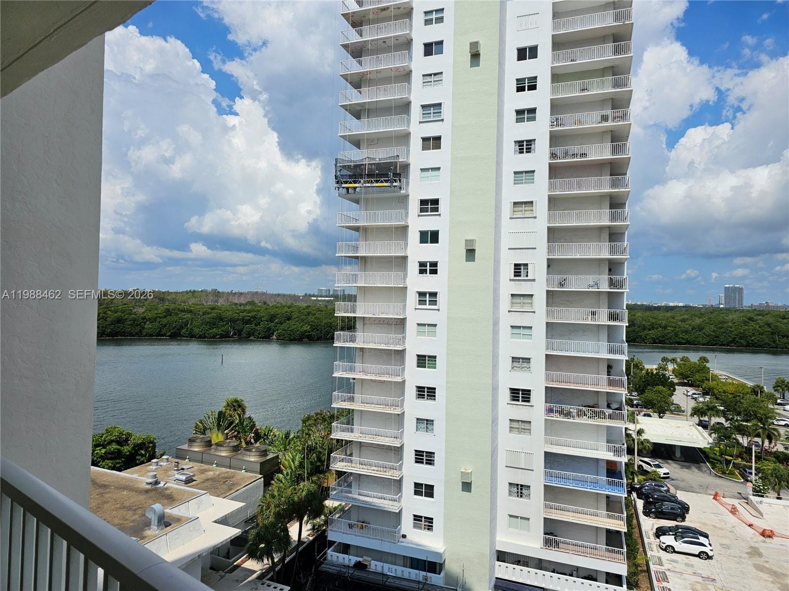 300 Bayview Drive 905, Sunny Isles Beach, FL 33160 photo 16