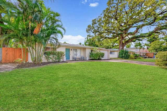 3030 SW 23rd Street, Fort Lauderdale, FL 33312
