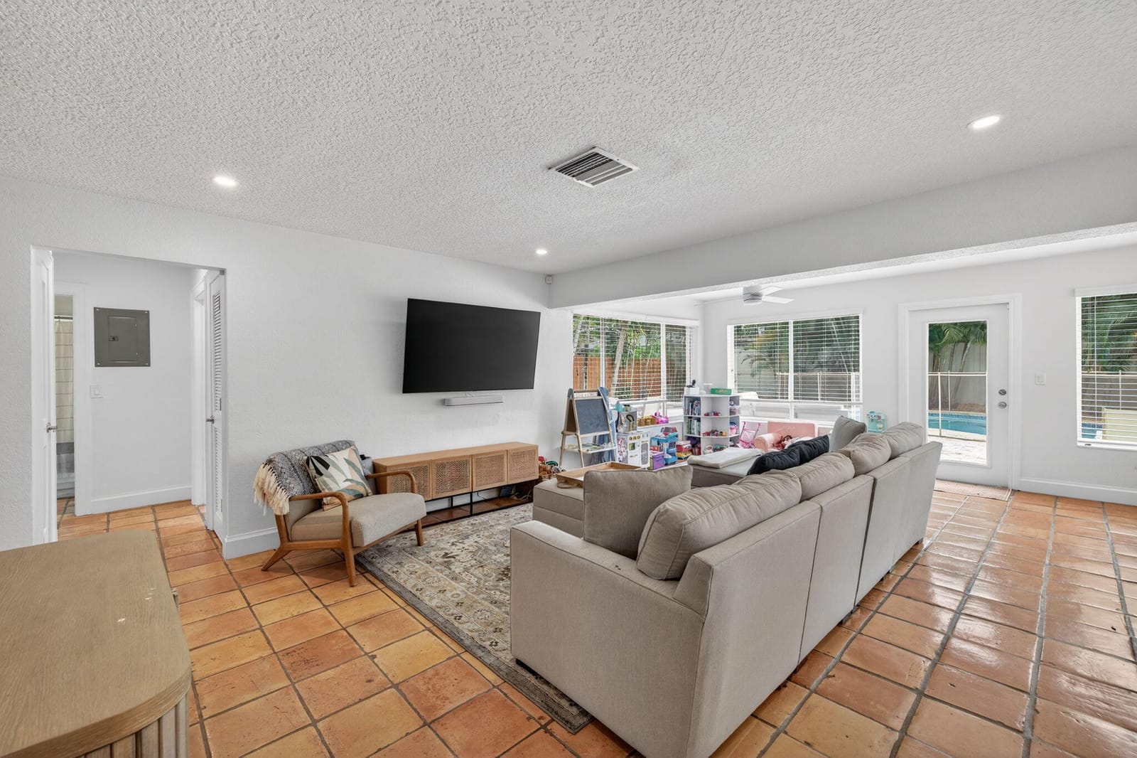 3030 SW 23rd Street, Fort Lauderdale, FL 33312 photo 9