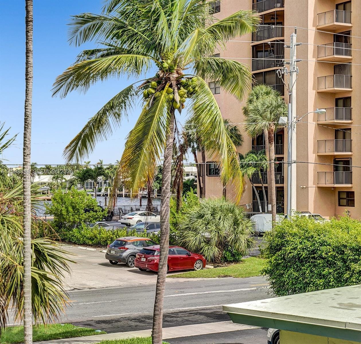 400 N Riverside Drive 214 — photo 11
