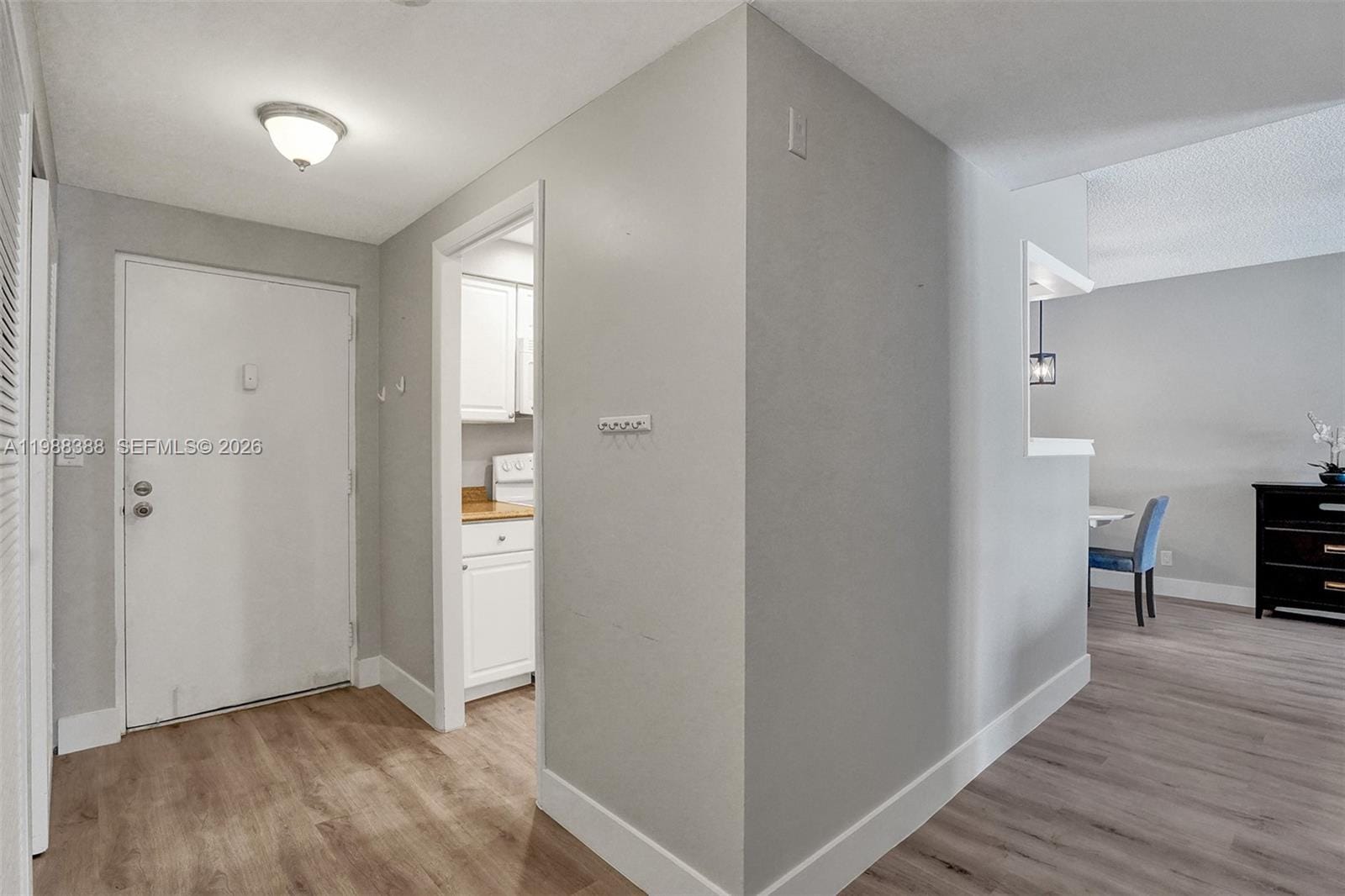 400 N Riverside Drive 214 — photo 12