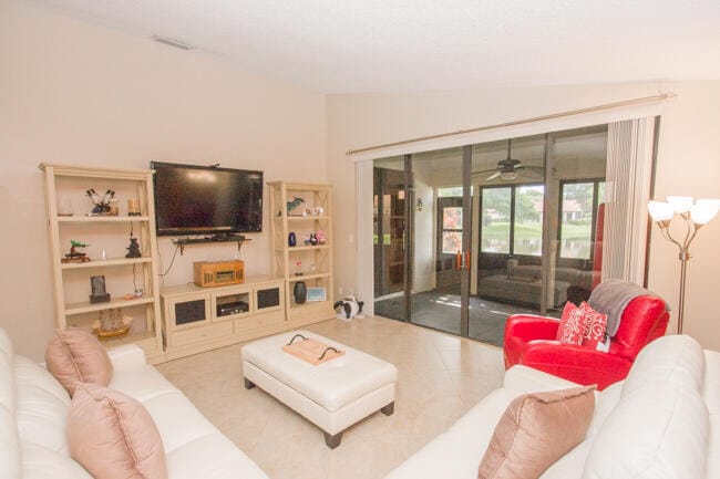 4907 Boxwood Circle — photo 11