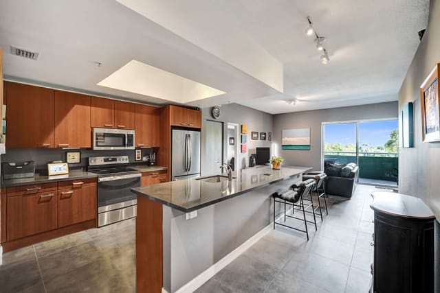 2301 Wilton Drive R309, sold in Island City Lofts, Wilton Manors, FL