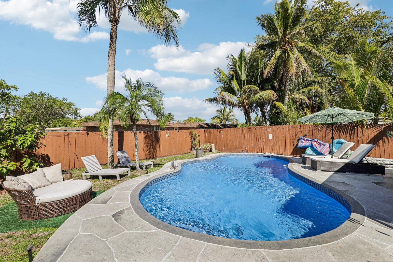 7803 NW 69th Terrace, Tamarac, FL 33321 photo 15
