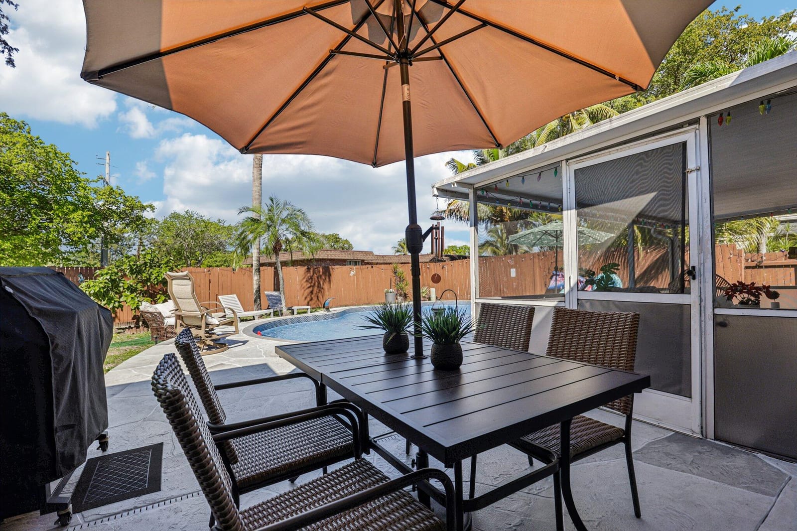 7803 NW 69th Terrace, Tamarac, FL 33321 photo 17