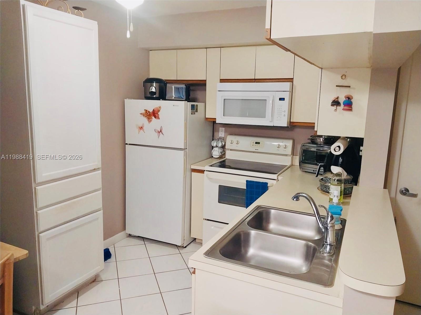 15525 N Miami Lakeway N 209-8 209-8, Miami Lakes, FL 33014, Miami Lakes