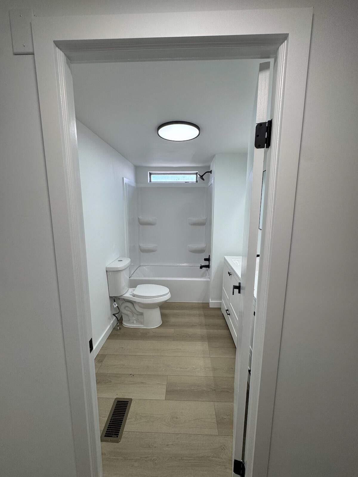 2410 SW 50th Street — photo 11