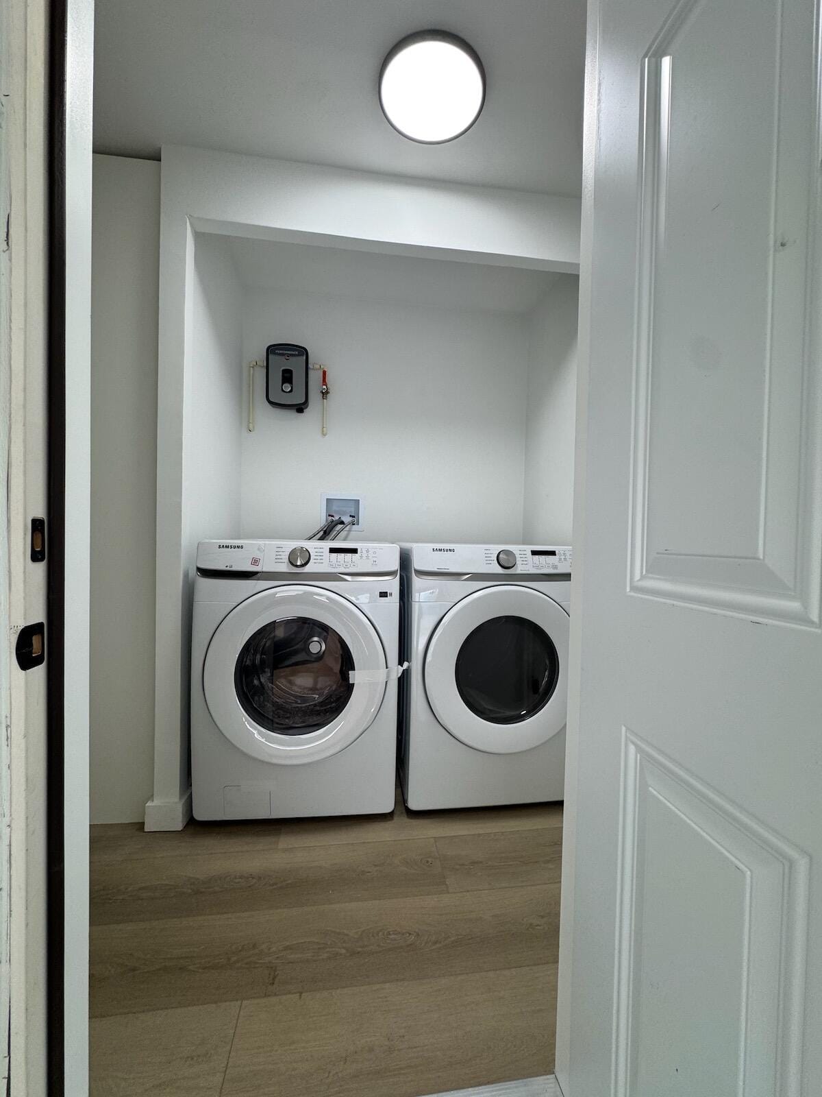 2410 SW 50th Street — photo 5