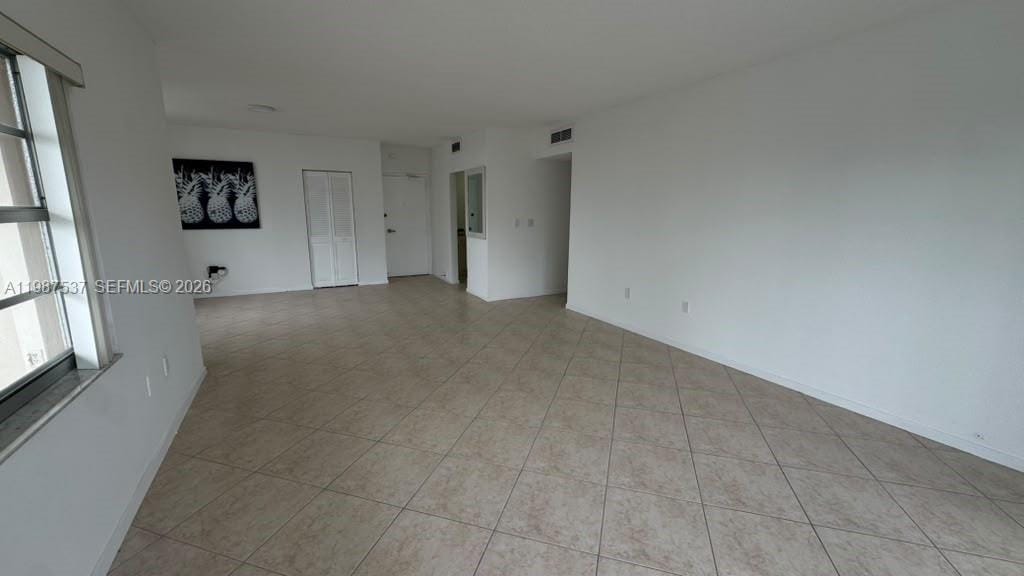 300 Bayview Drive 915, Sunny Isles Beach, FL 33160 photo 11