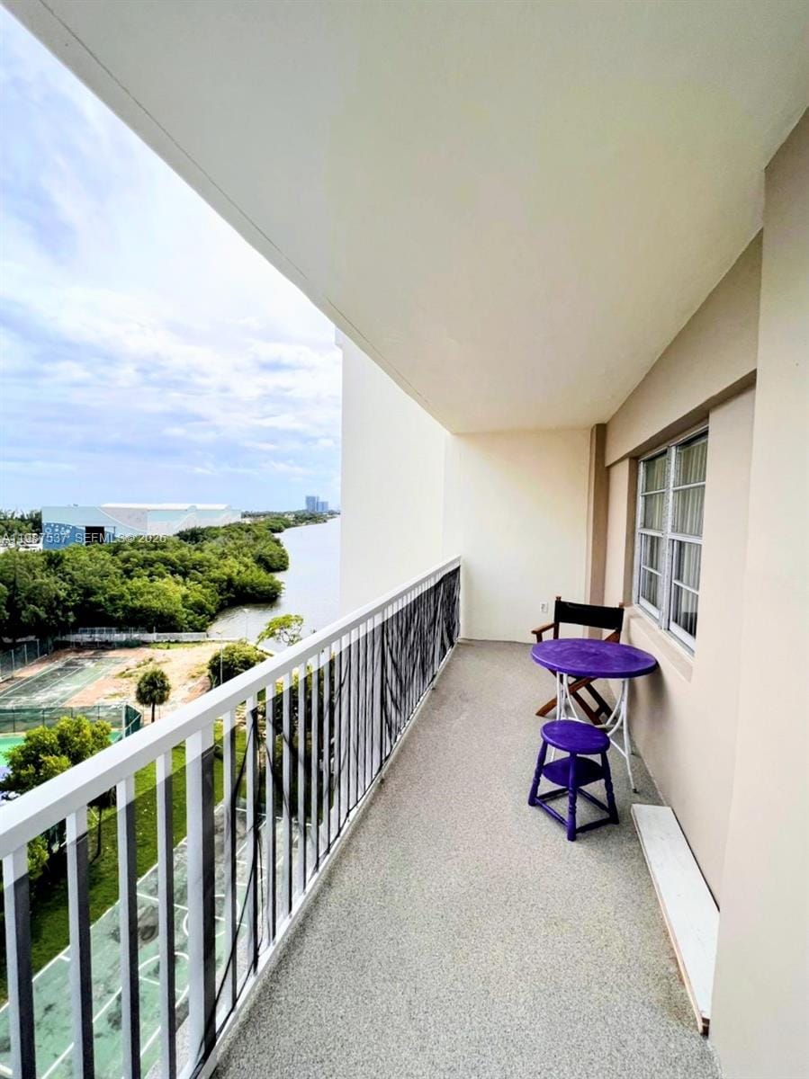 300 Bayview Drive 915, Sunny Isles Beach, FL 33160 photo 15