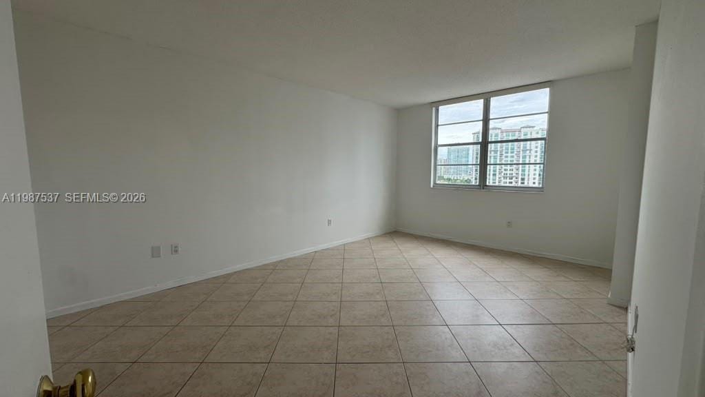 300 Bayview Drive 915, Sunny Isles Beach, FL 33160 photo 20