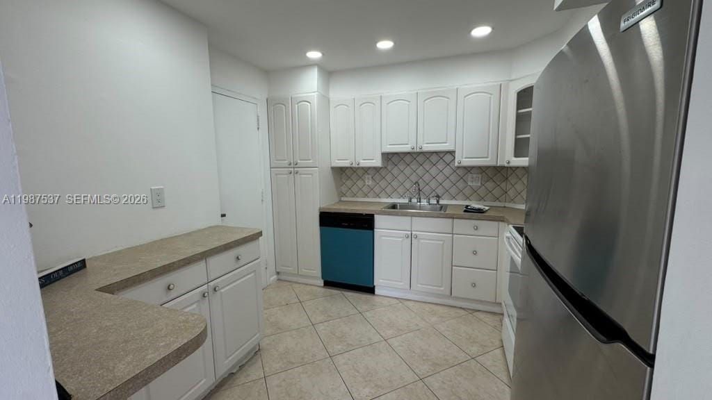 300 Bayview Drive 915, Sunny Isles Beach, FL 33160 photo 6