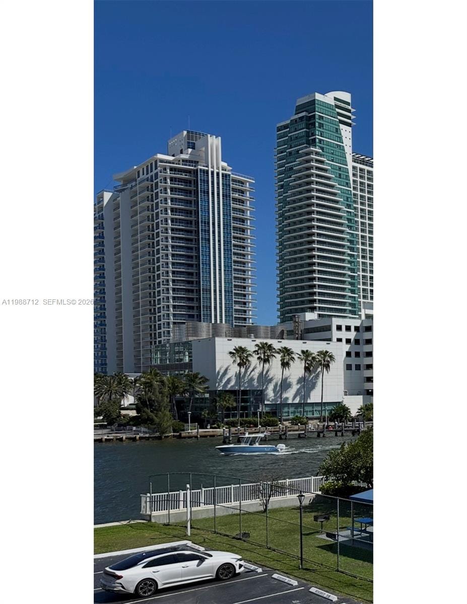 600 E Parkview Drive 316, Hallandale Beach, FL 33009 photo 13