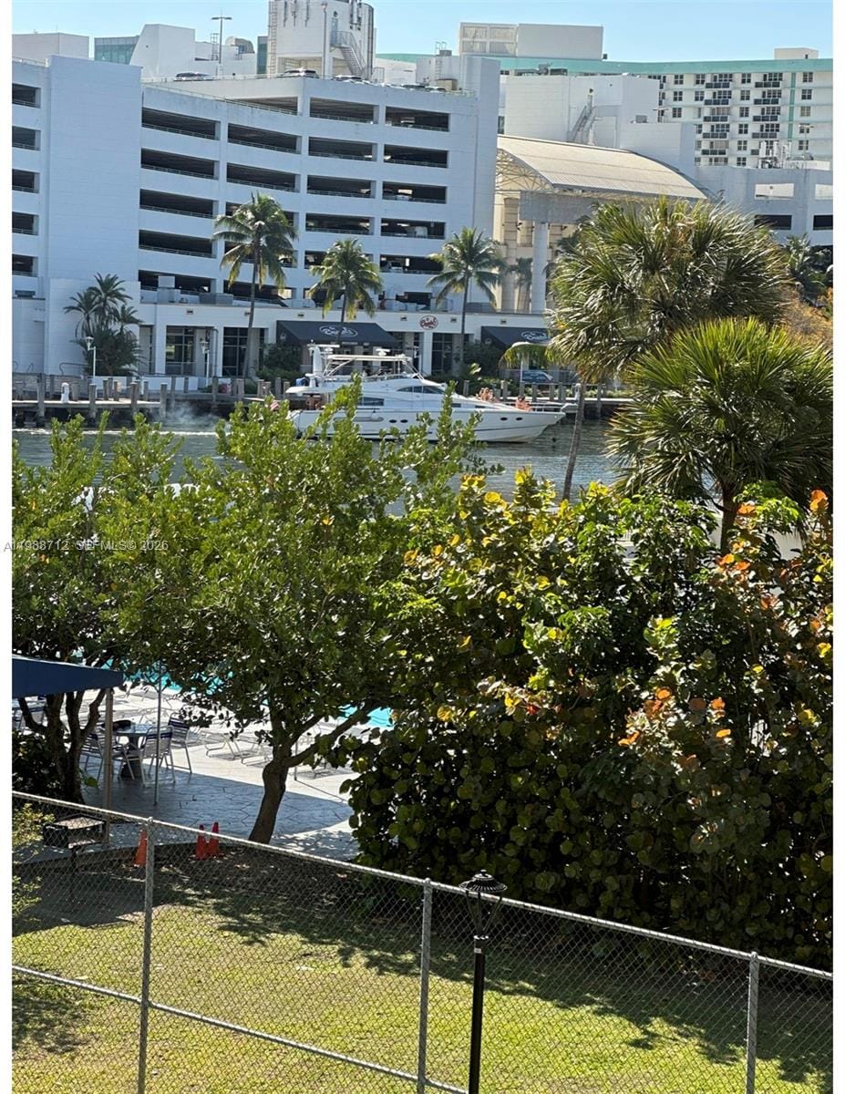 600 E Parkview Drive 316, Hallandale Beach, FL 33009 photo 14
