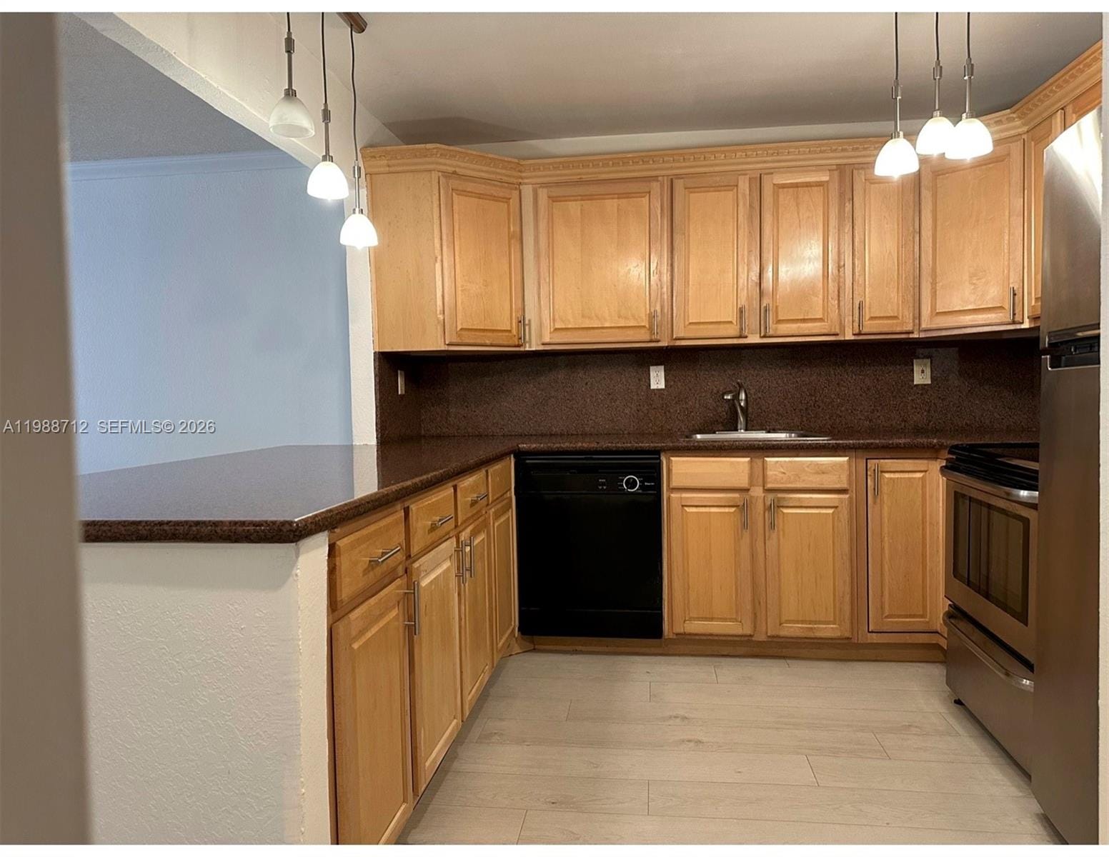 600 E Parkview Drive 316, Hallandale Beach, FL 33009 photo 26