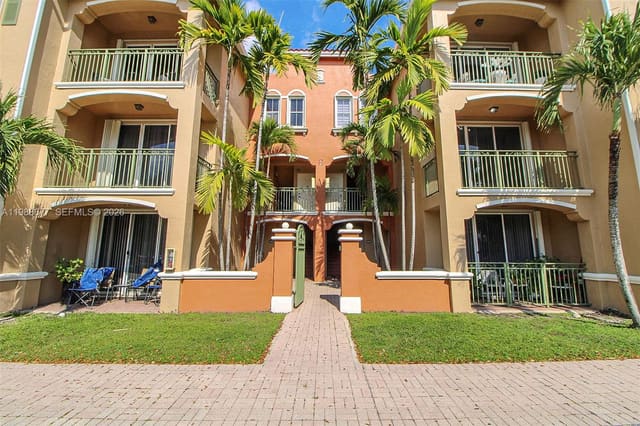 6320 NW 114 Avenue 1224, sold in The Courts At Doral Isles, Doral, FL