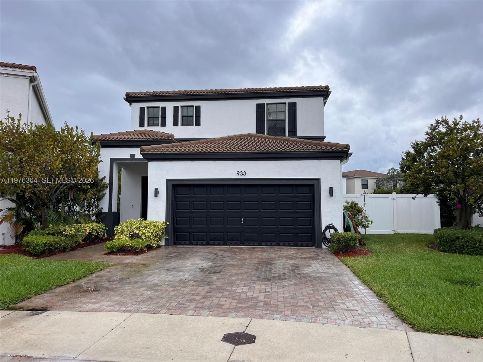 933 NE 191st Street, Miami, FL 33179