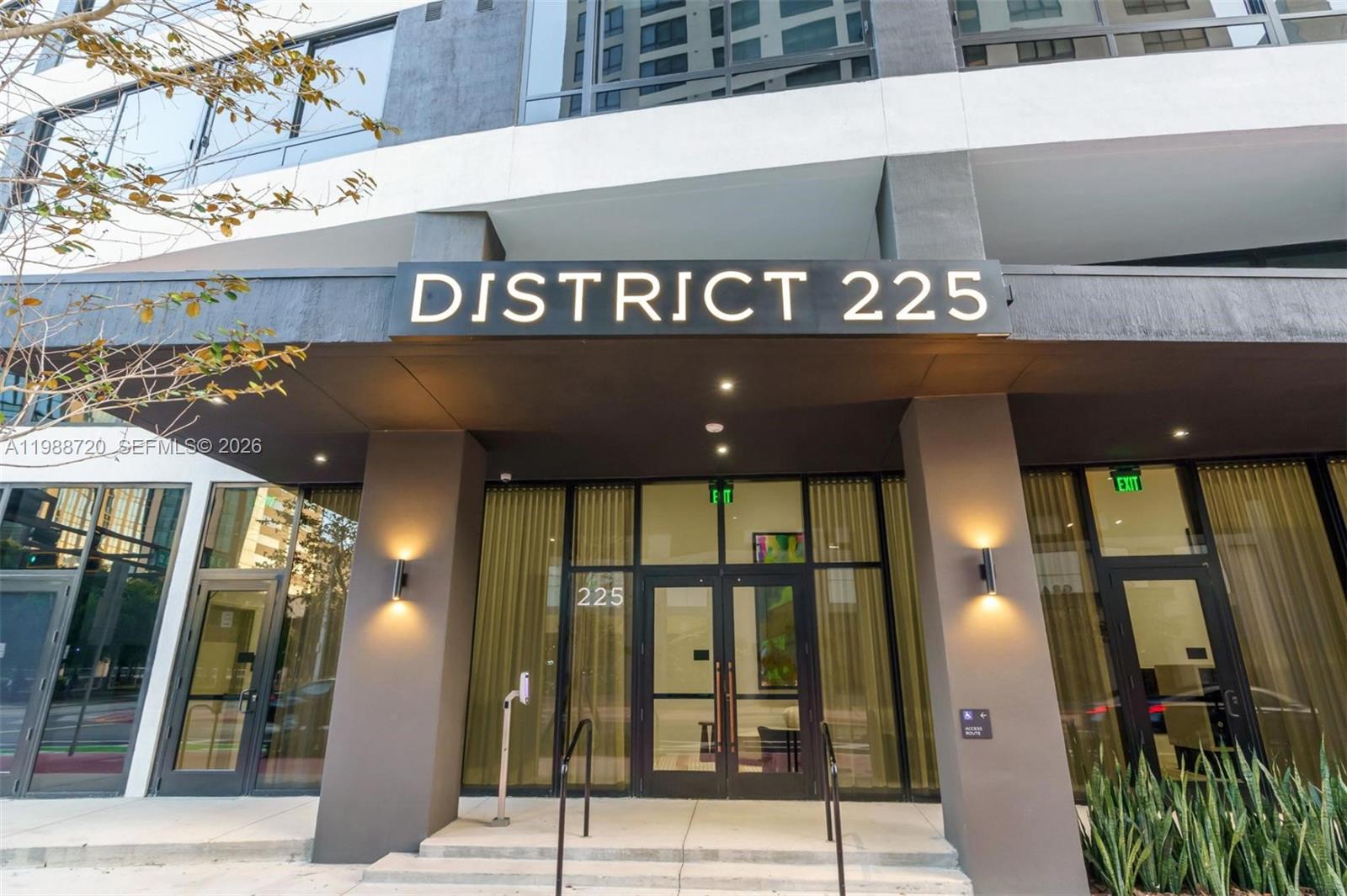 225 N Miami Avenue 1701, Miami, FL 33131, Miami