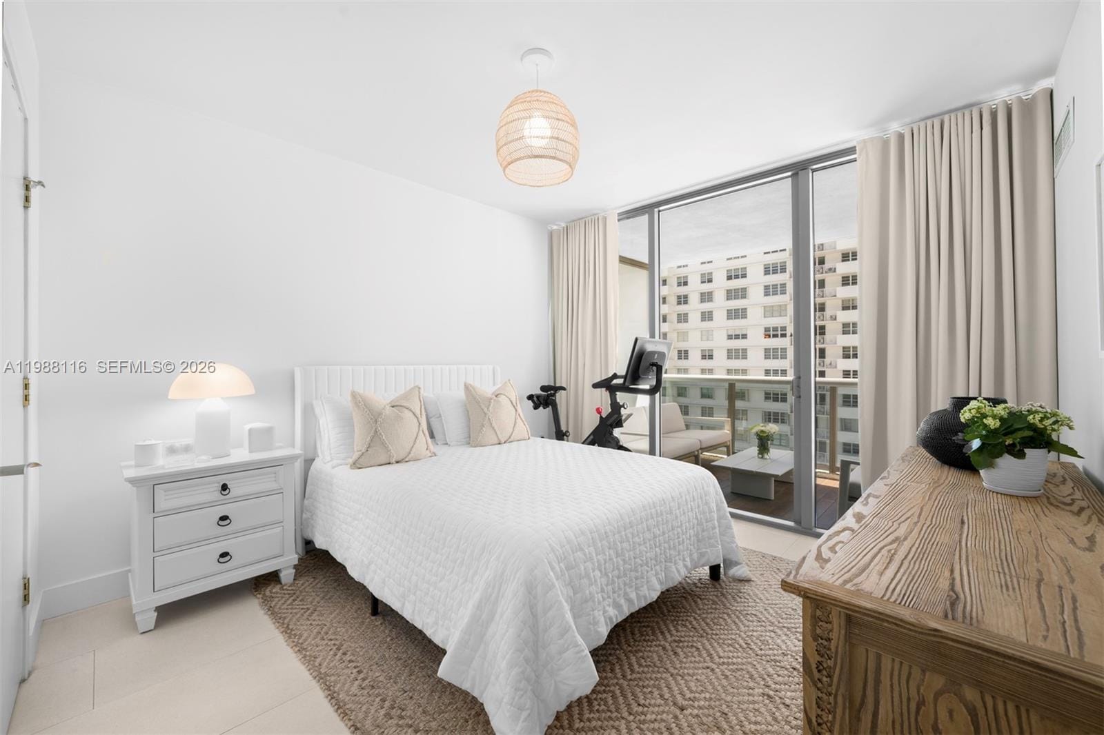 5875 Collins Avenue 906, Miami Beach, FL 33140 photo 14