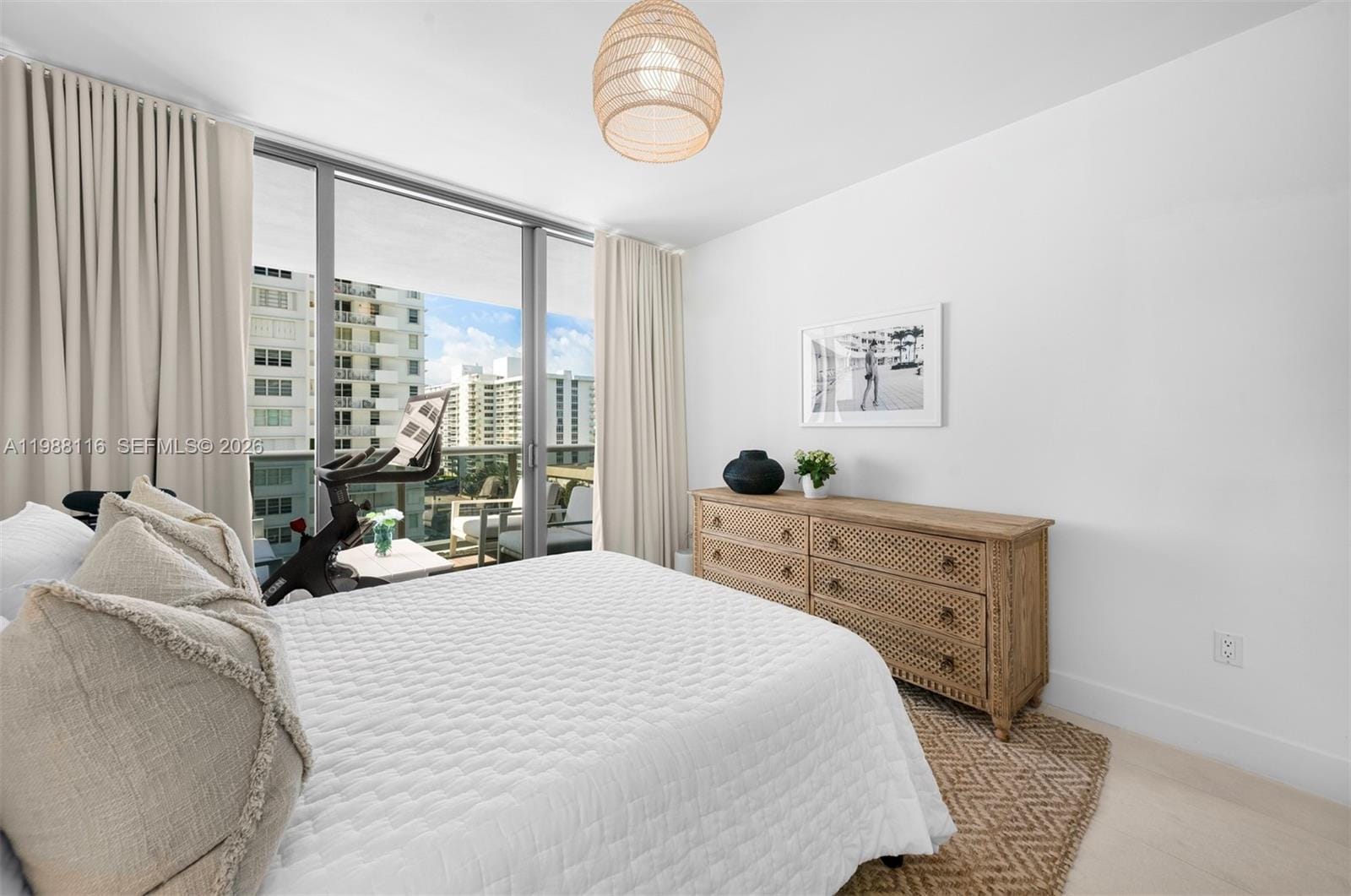 5875 Collins Avenue 906, Miami Beach, FL 33140 photo 15
