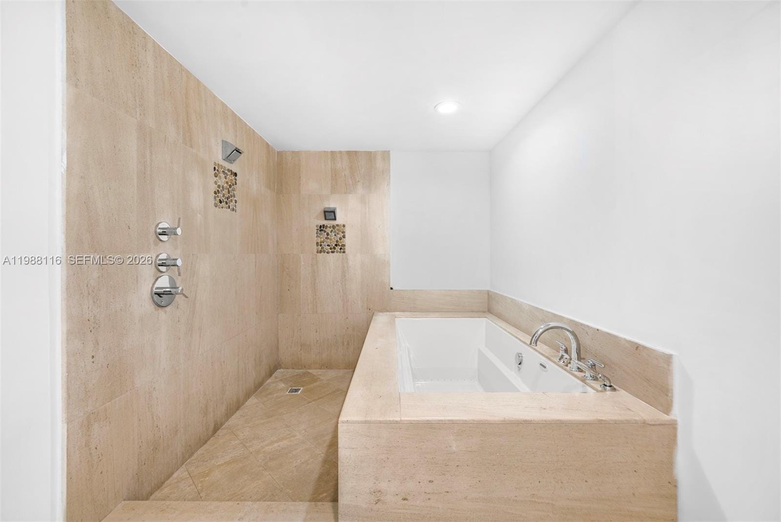 5875 Collins Avenue 906, Miami Beach, FL 33140 photo 18