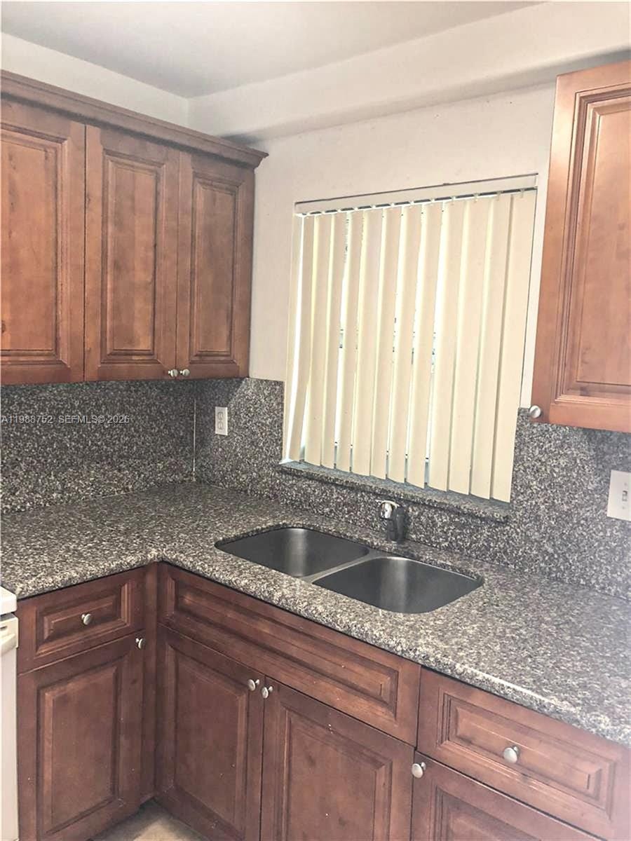 4415 W 10th Lane 14 — photo 5