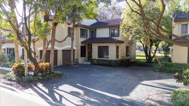 10538 NW 10th Street, sold in Bridgewater Condo, Plantation, FL