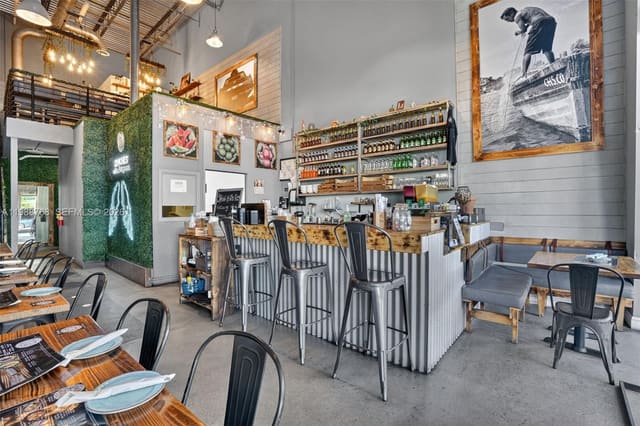 Turnkey Peruvian Turnkey Peruvian Restaurant For Sale In Prime Bisc Boulevard Locatio, Miami, FL 33138