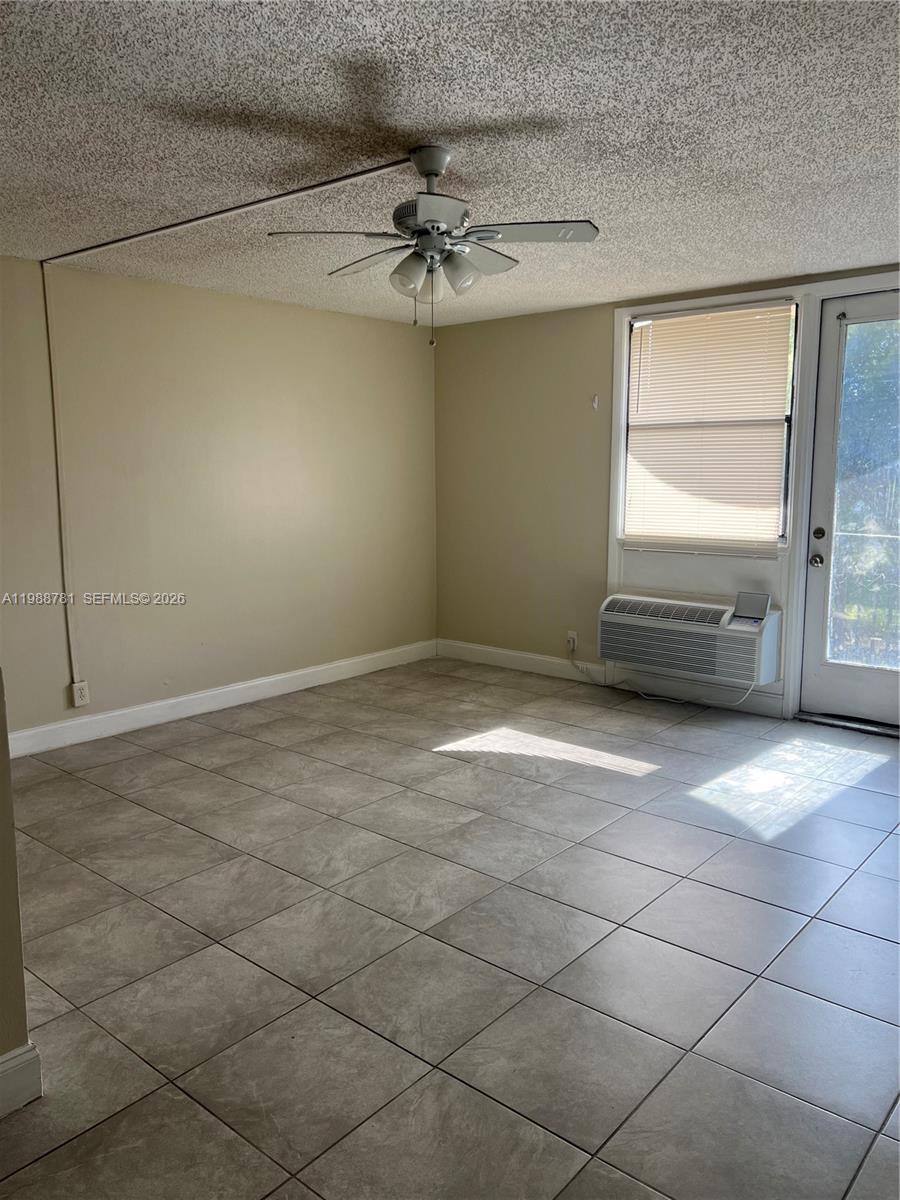 2701 Riverside Drive 308B, Coral Springs, FL 33065, Coral Springs